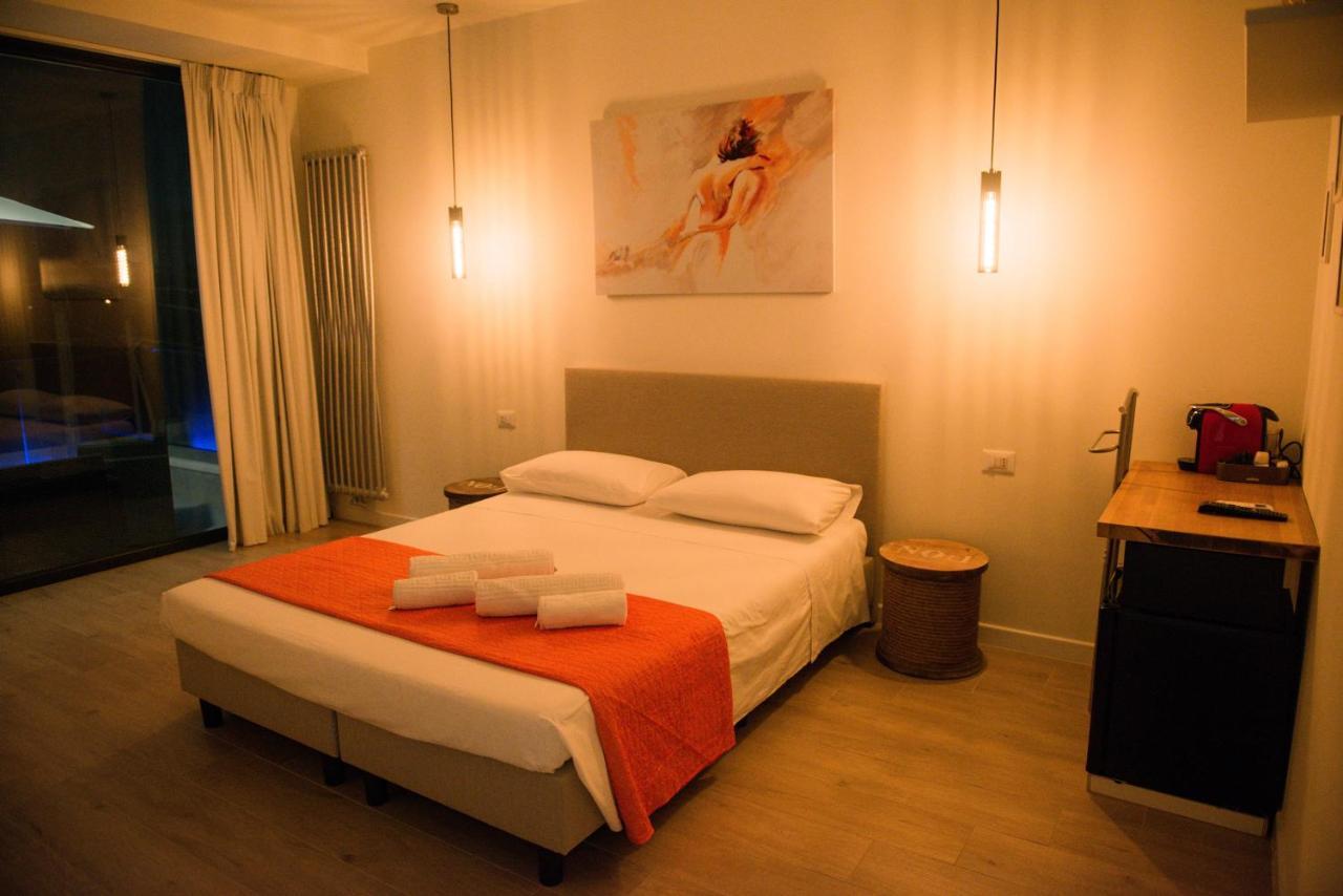 Divina Perla Bed and Breakfast Pulsano Eksteriør billede
